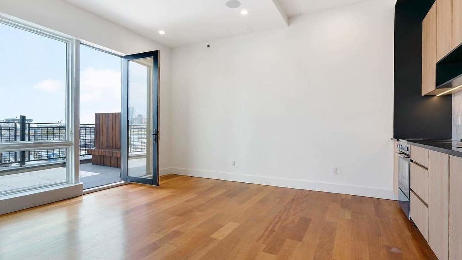 217 Green St #6H, Brooklyn, NY 11222 | Zillow