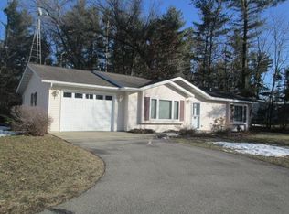 402 E Quincy St #E, Friendship, WI 53934