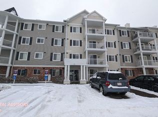 31 Country Village Mnr NE #4403, Calgary, AB T3K0T3