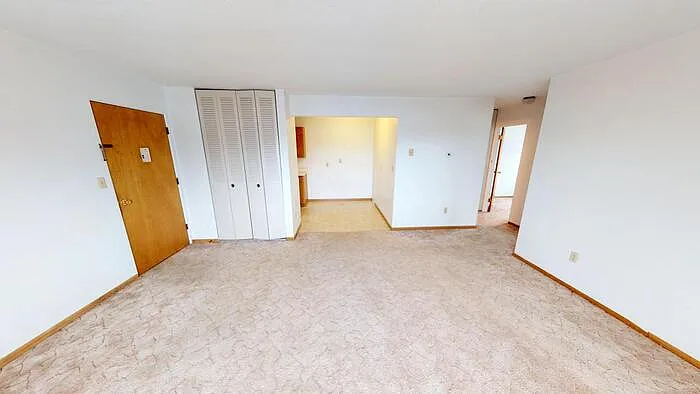 1 bed, 1.0 bath, $715 — Photo 3
