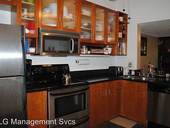 4th image of 5004 Puritan Cir