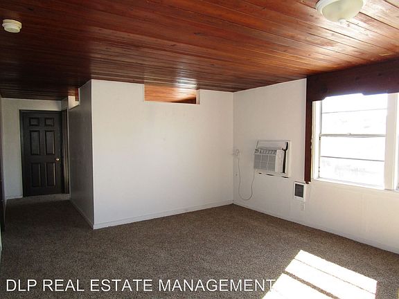 5th image of 610 Vermont Ave APT 2