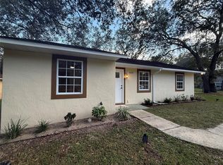 40233 Palm St, Lady Lake, FL 32159