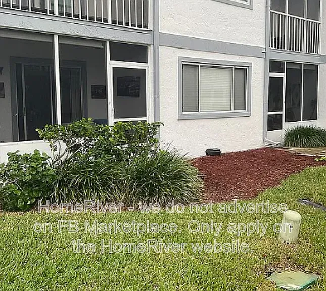 616 Beach Park Ln #V261 — Photo 9