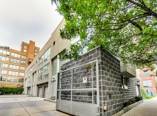 680 N Peoria St #D, Chicago, IL 60642
