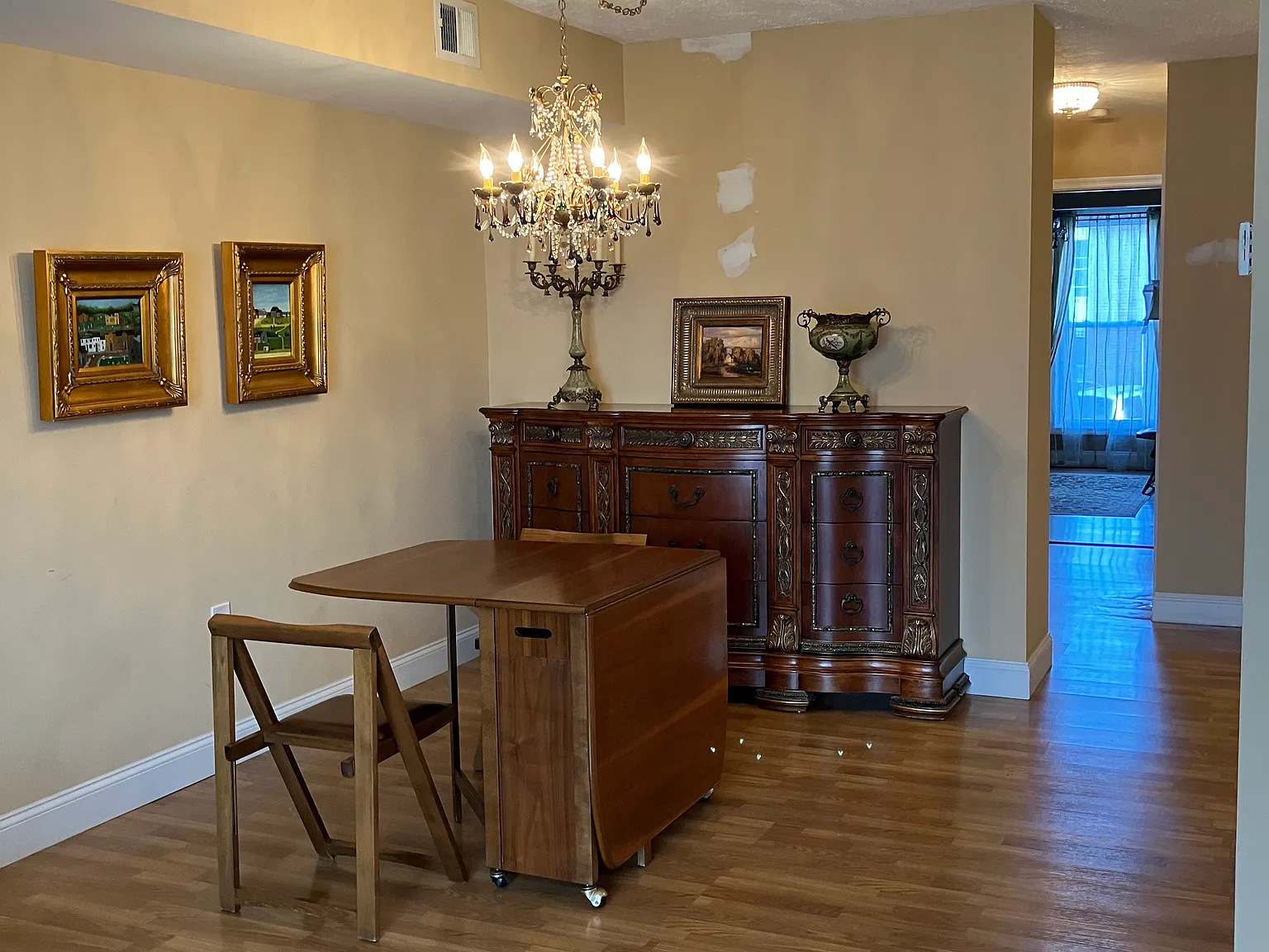 2 bed, 1000 sqft, $1,690 — Photo 3