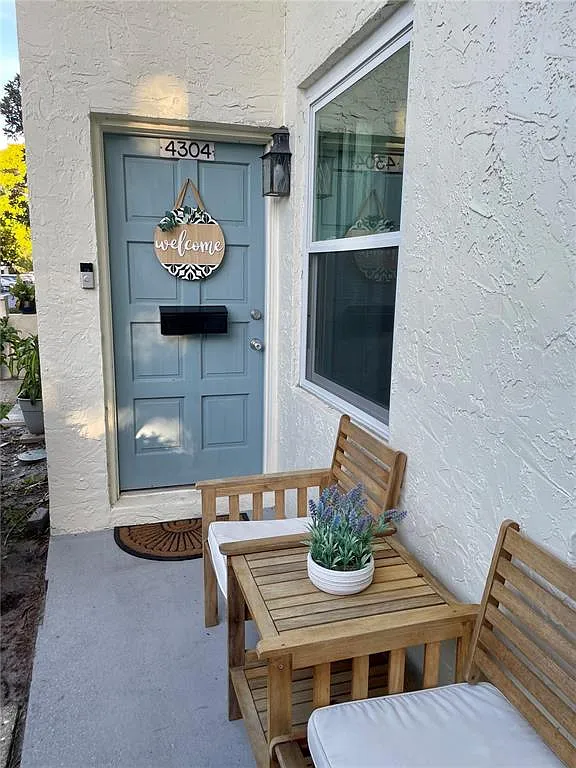 2 bed, 1.5 bath, 1044 sqft, $3,275 — Photo 1