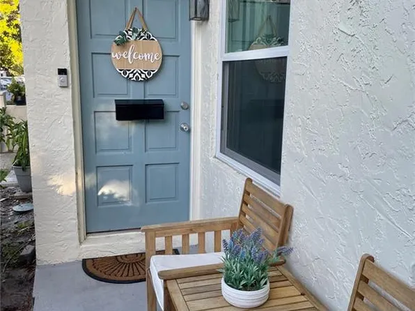 4304 La Riviera Ct, Tampa, FL 33611