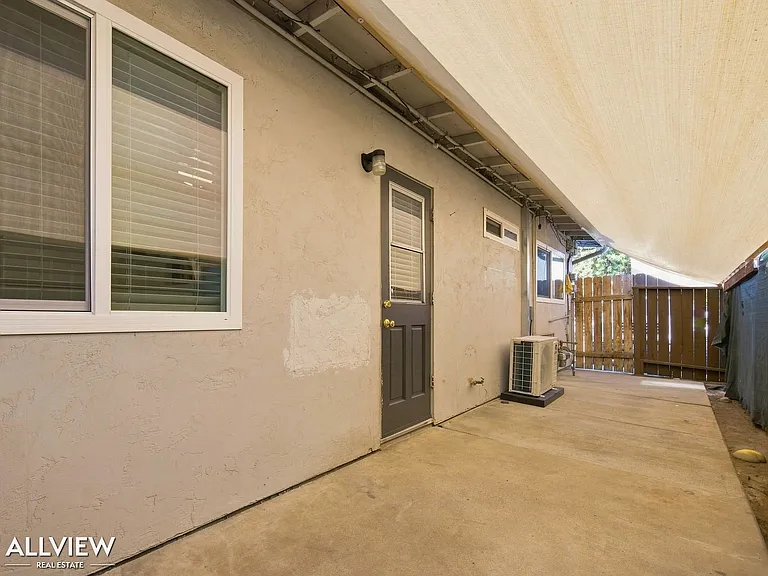 1245-1251 Lyons Ln — Photo 23
