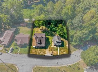1205 Lyle St, Reidsville, NC 27320