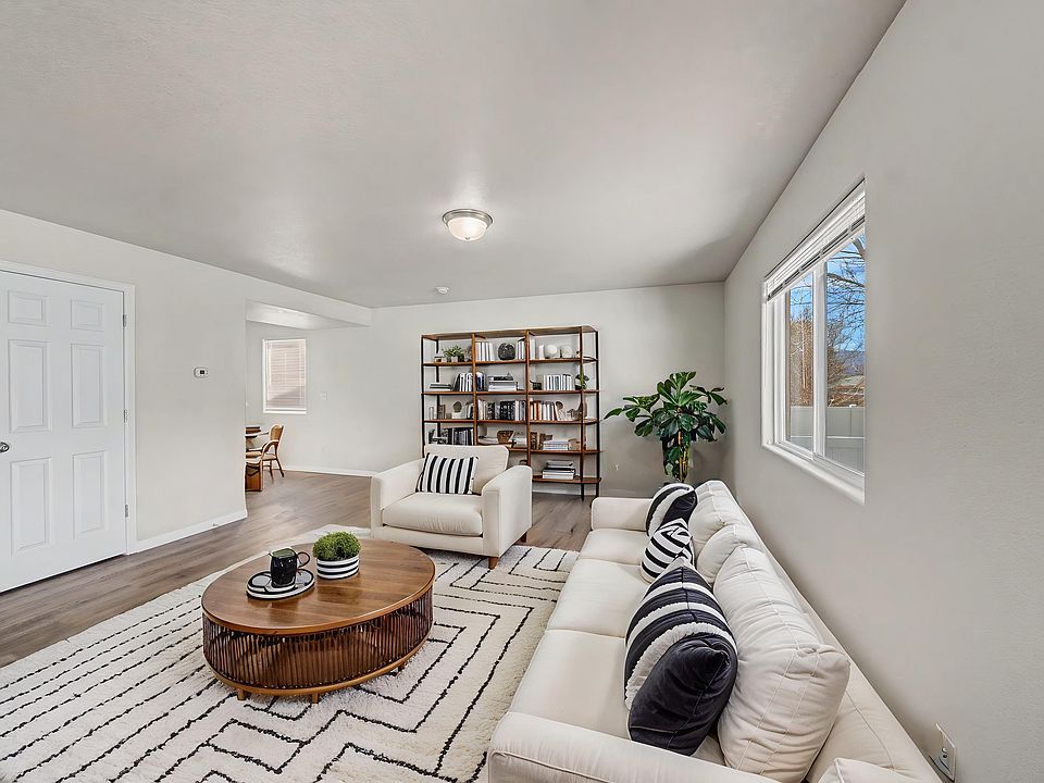 1st image of 4210 Rosalie St Unit 101