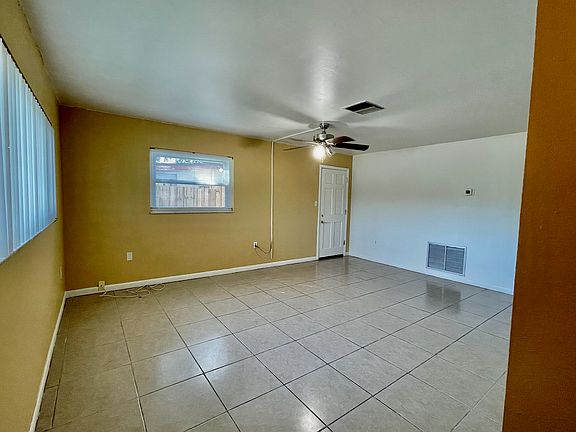 5th image of 1740 Scott St APT A