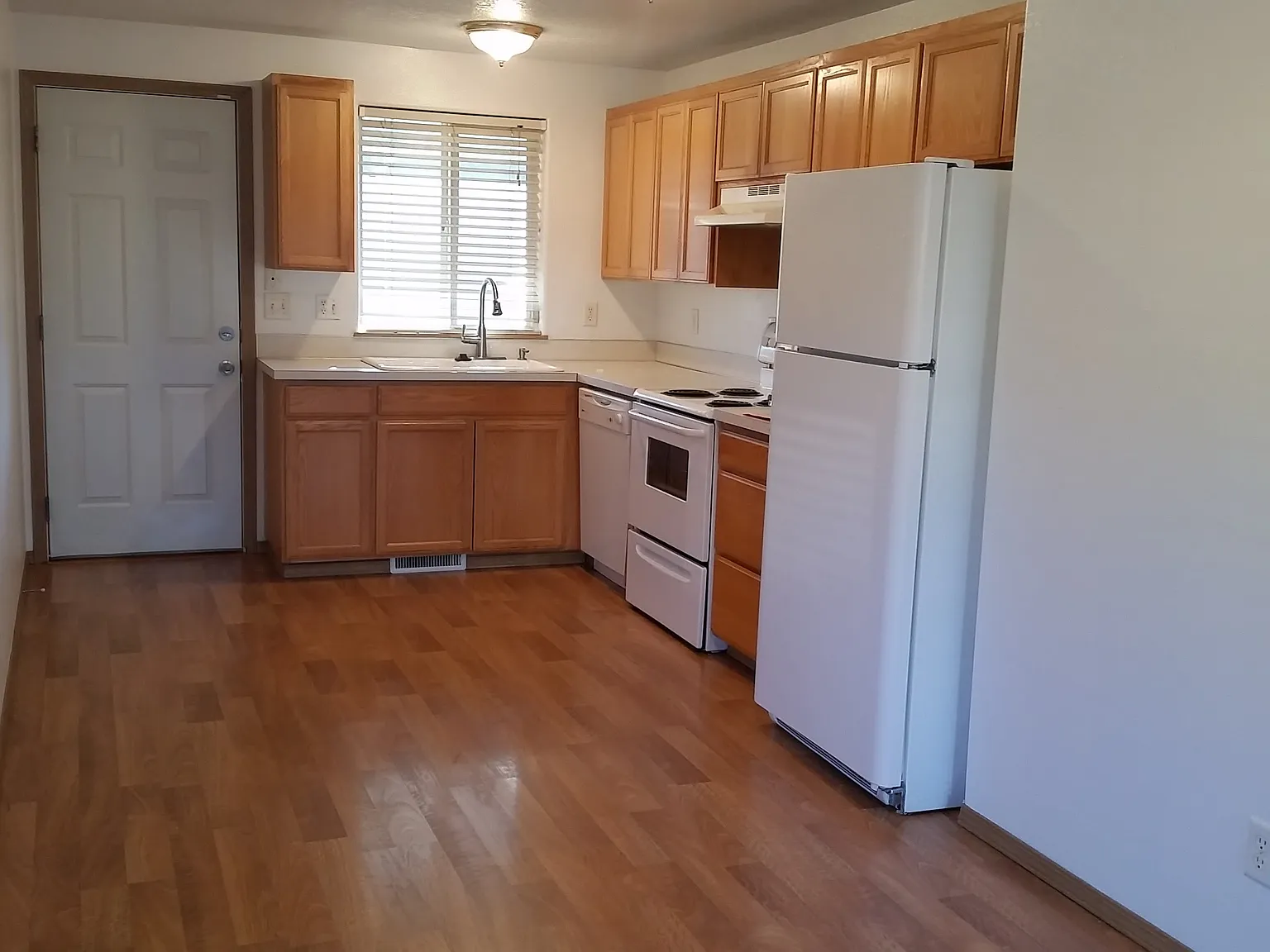 1315 Bluegrass St SE — Photo 4