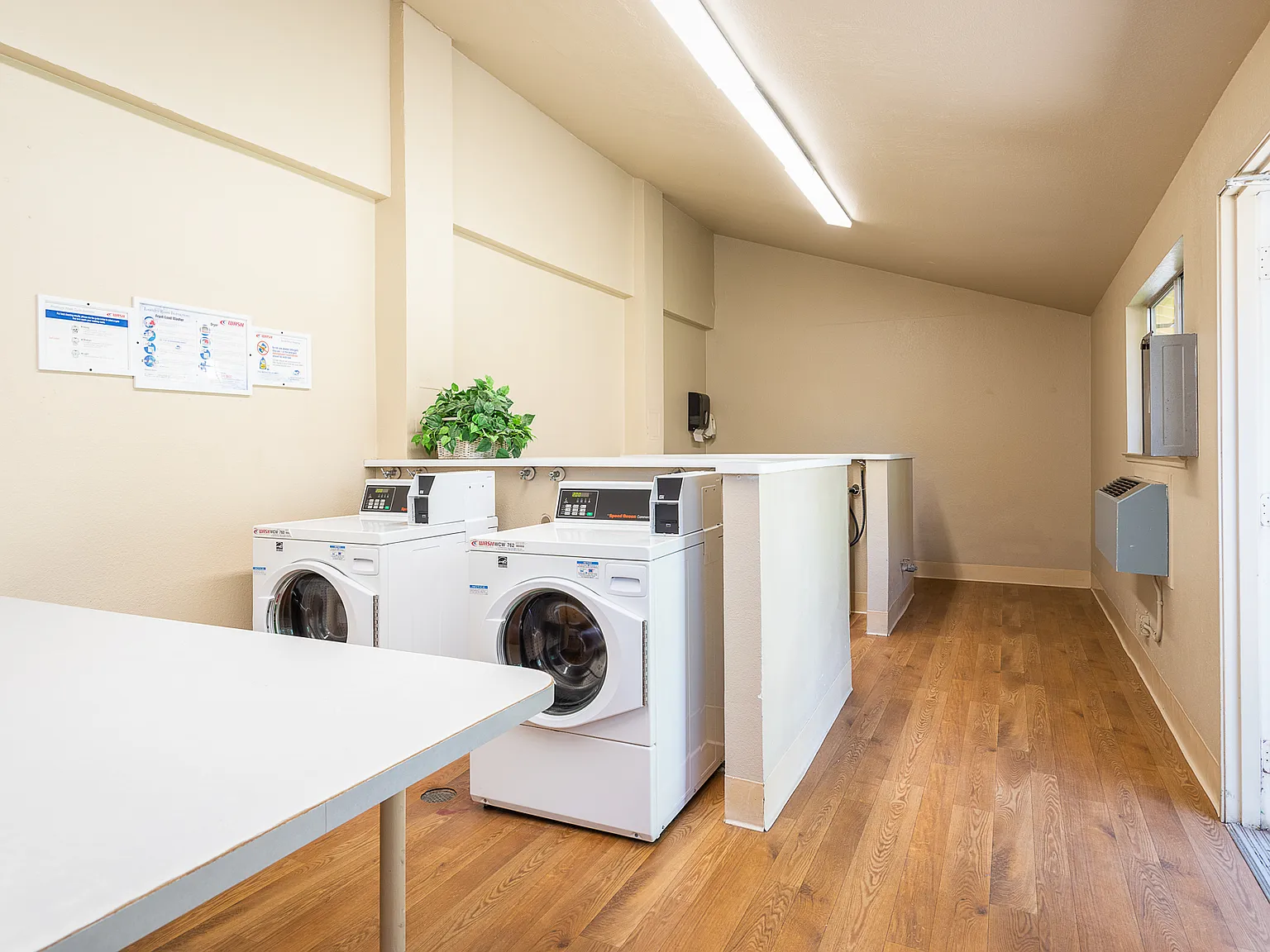 Marlow Apartments — Photo 3