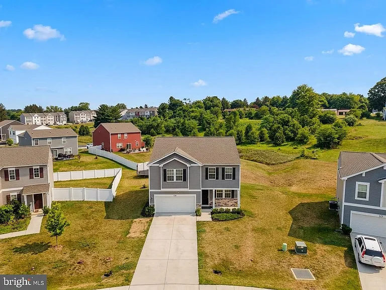 115 Bell Tower Ln — Photo 4