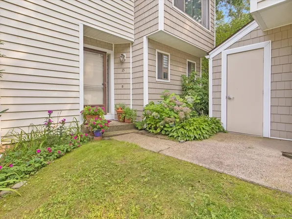 15 Promontory Drive #15, Cheshire, CT 06410
