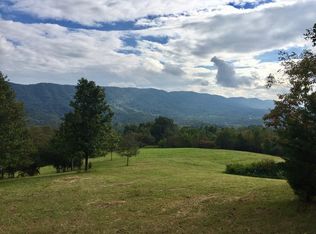 1833 Rackum Rd, Thorn Hill, TN 37881