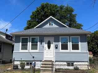 2 S Harley Ave, Gloucester City, NJ 08030