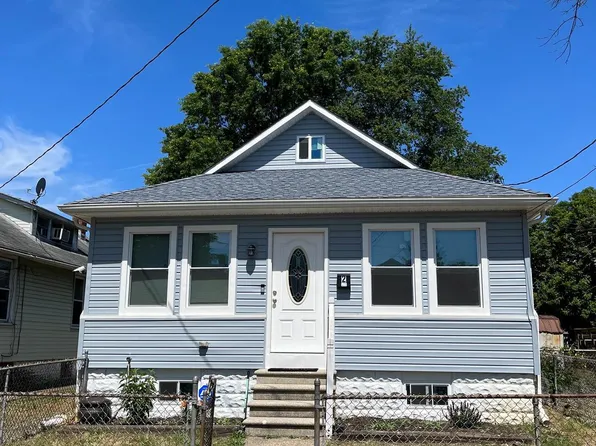 2 S Harley Ave, Gloucester City, NJ 08030