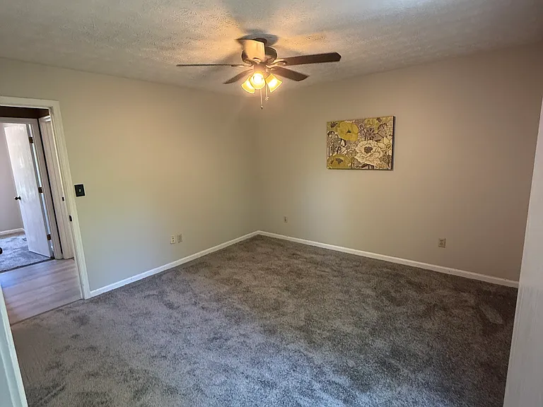 2640 Ridgecrest Ln — Photo 8