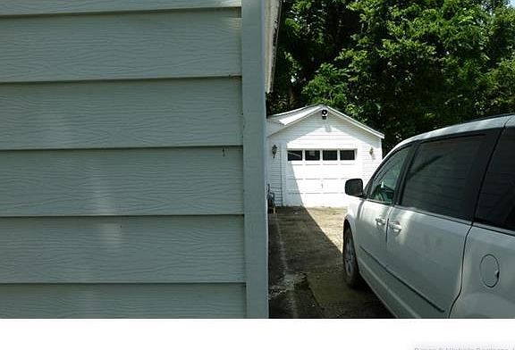 2nd image of 1418 N 25th St