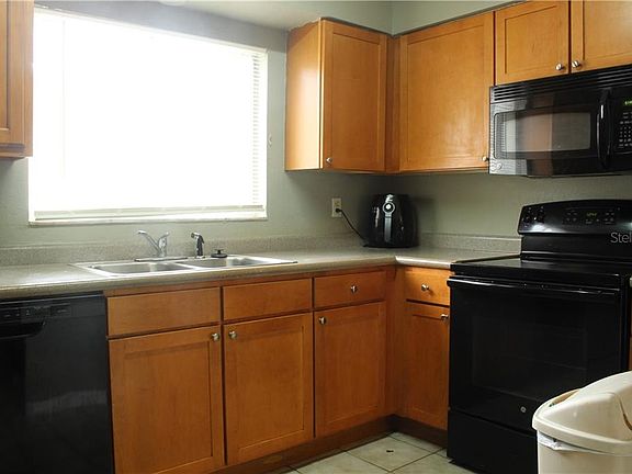 3rd image of 7805 Palmera Pointe Cir