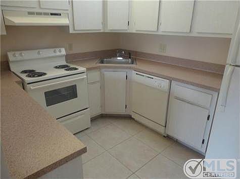 3rd image of 530 Shady Pine Way APT B2