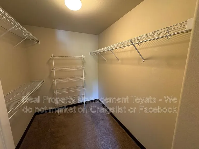 418 Jeff St — Photo 11