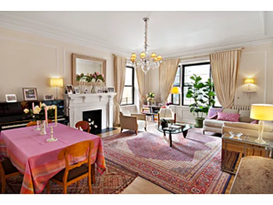 Sold by Corcoran | media 21