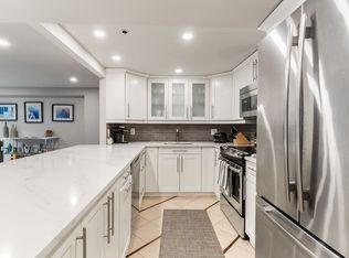 100 Fulton St APT 4T, Boston, MA 02109
