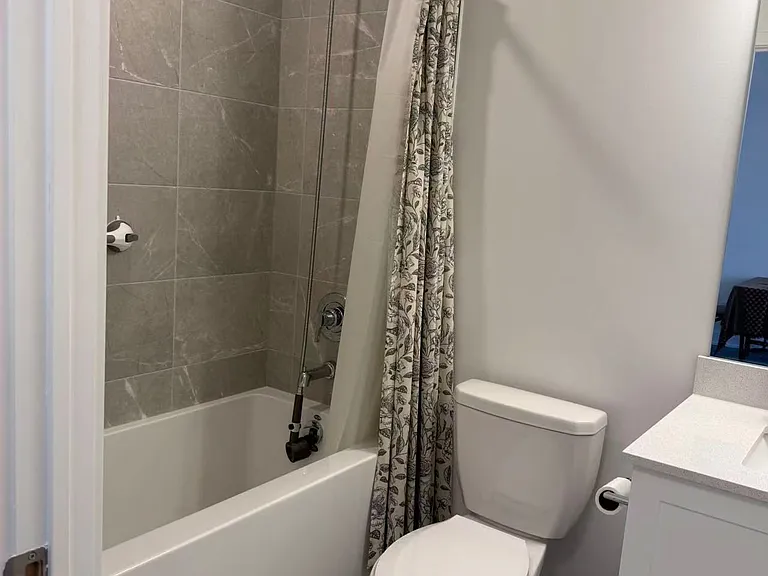 705 Davis Dr #611 — Photo 8
