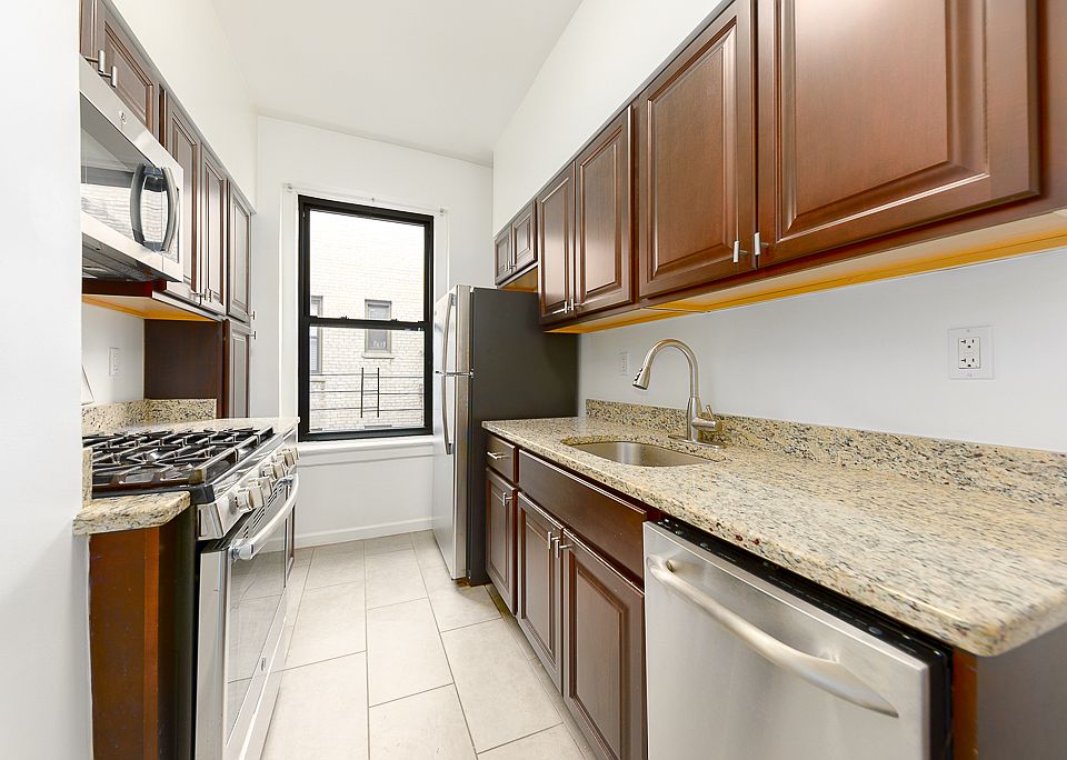 1st image of 4323 40th St APT 5J