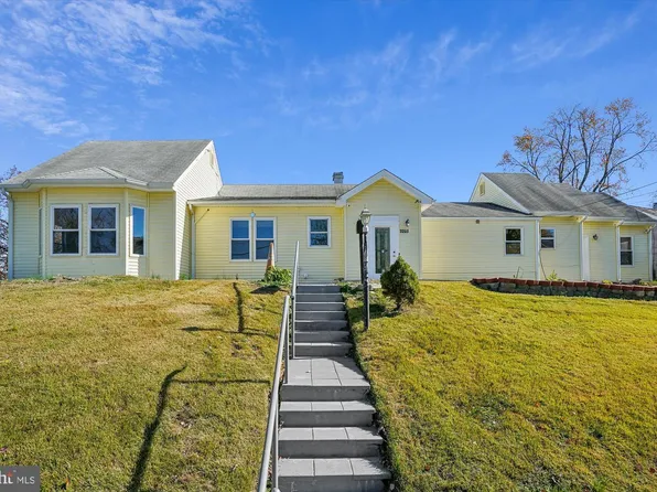 3201 Nottage Ln, Falls Church, VA 22042