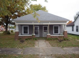 1016 Spruce St, Bismarck, MO 63624