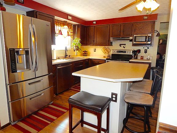 3rd image of 6079 Cork County Dr