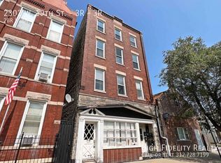 2302 W 19th St #3R, Chicago, IL 60608