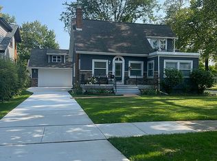 1043 S Clay St, Green Bay, WI 54301