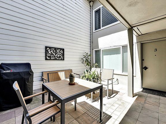 2nd image of 115 Carl St APT 7