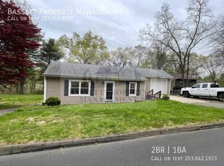 30 Upper State St, North Haven, CT 06473