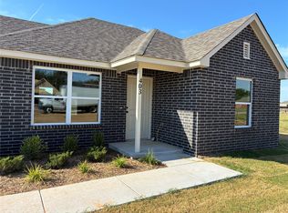 403 NW 8th St, Wagoner, OK 74467