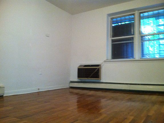 3rd image of 1470 Ocean Ave