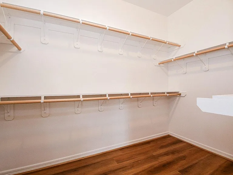 927 Grand Junction Dr — Photo 11