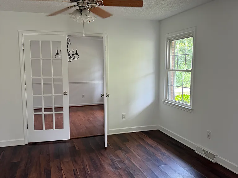 4670 Elk Valley Ct — Photo 4