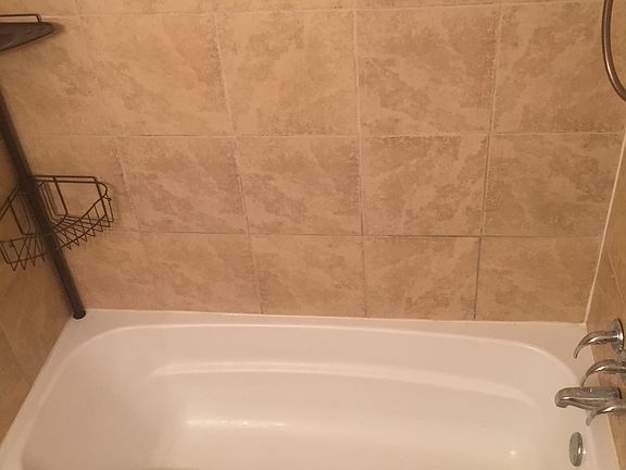 3rd image of 12980 Orleans St
