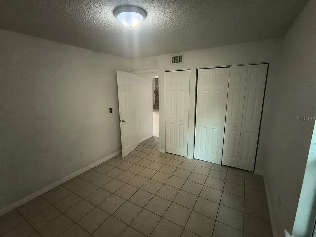 2 bed, 1.0 bath, 570 sqft, $1,250 — Photo 2