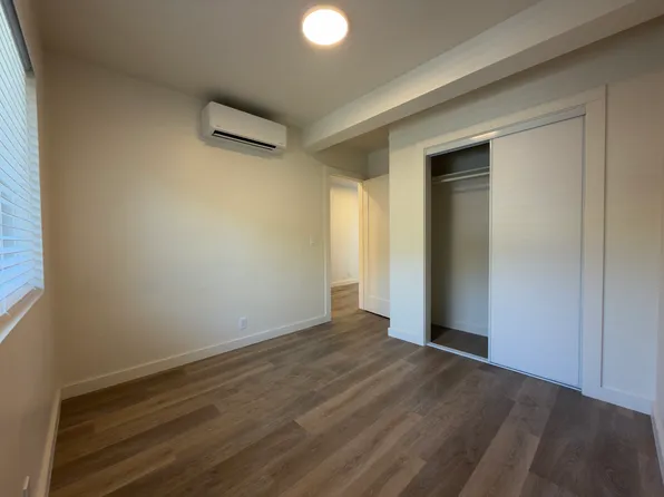 111 N La Cumbre Rd #21, Santa Barbara, CA 93110