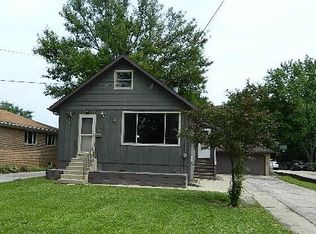 5345 Waterbury Way APT 202A, Crestwood, IL 60445