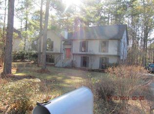 1279 Grindenwald Dr, Jonesboro, GA 30238