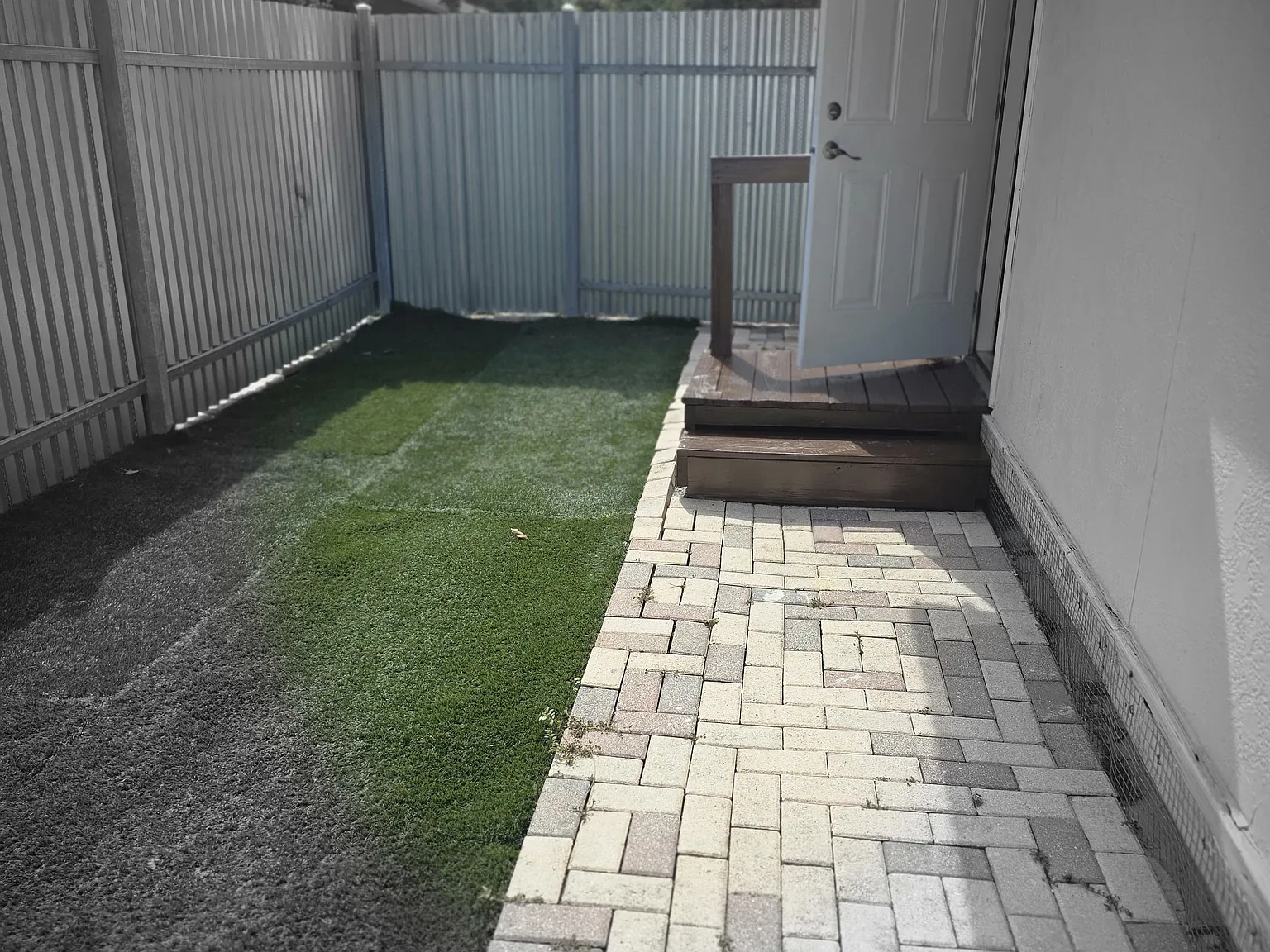 Studio, 400 sqft, $1,300 — Photo 3