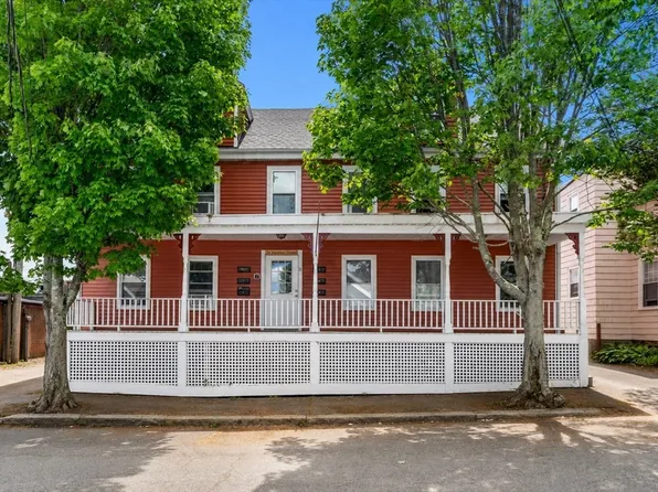 21 Hawkes St APT 5, Marblehead, MA 01945